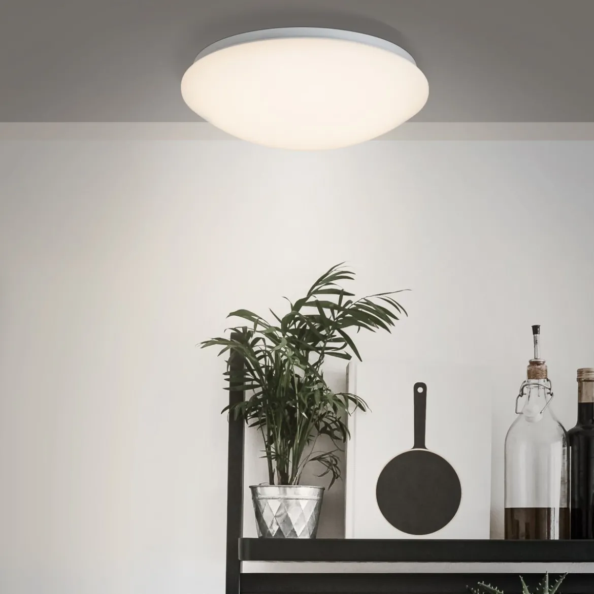 Brilliant Leuchten No. G94306-05 LED Wand- und Deckenleuchte Fakir mit Sensor weiß
