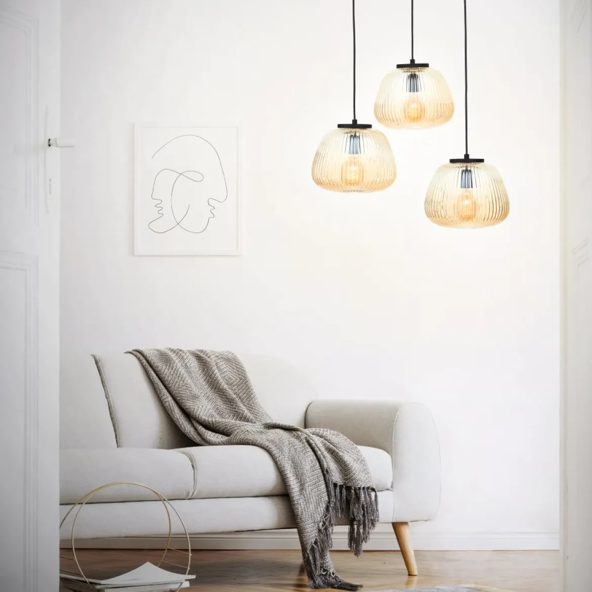 Brilliant Leuchten 80110-86 Pendelleuchte Kaizen 3- flammig rund amber-bernstein schwarz