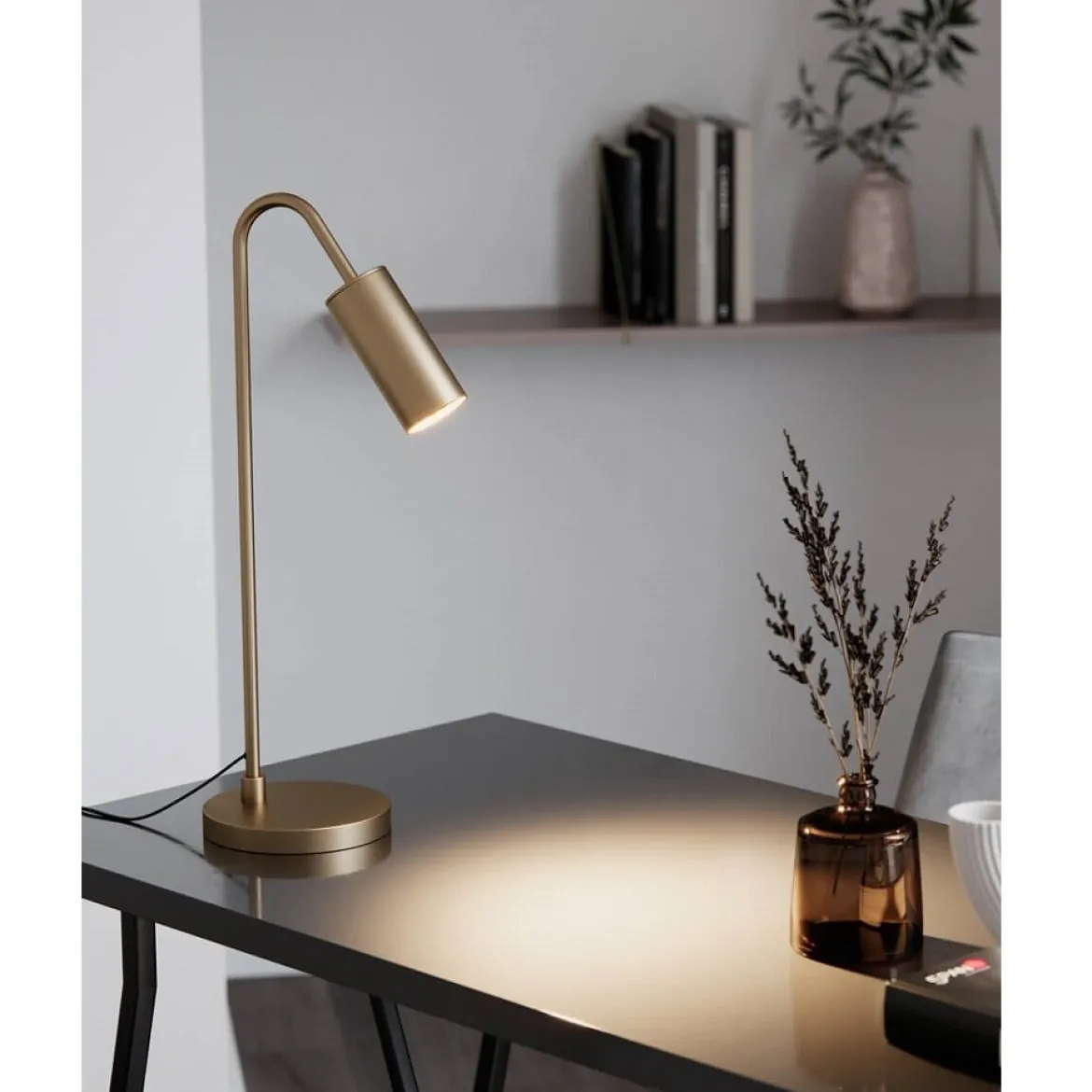 By Rydéns 4002580-6503 Tischleuchte Curve goldmatt GU10
