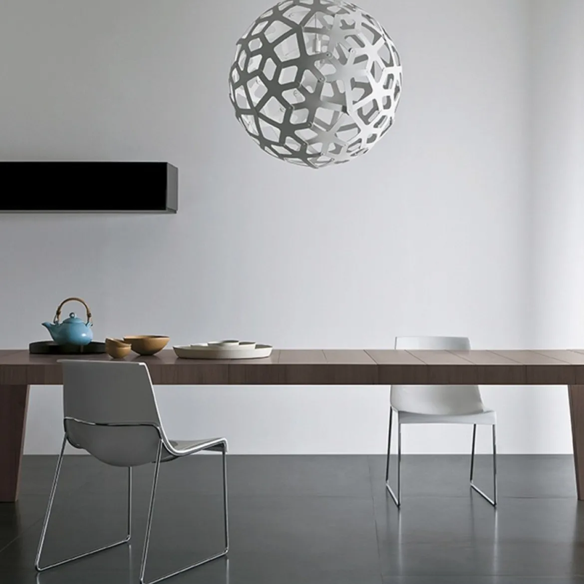 David Trubridge Coral Pendelleuchte Ø 40cm weiß 2 Seiten