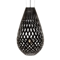 David Trubridge Koura Pendelleuchte 160 cm schwarz 2 Seiten