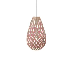 David Trubridge Koura Pendelleuchte 50 cm pink