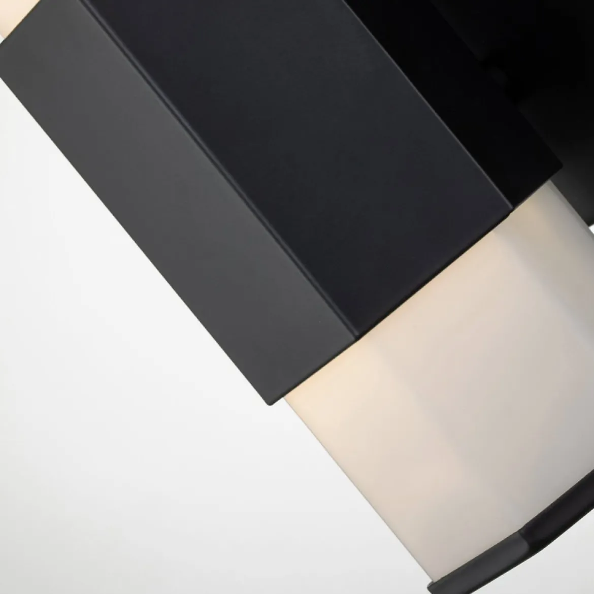 Elstead Facet LED Wandleuchte schwarz matt opal IP44