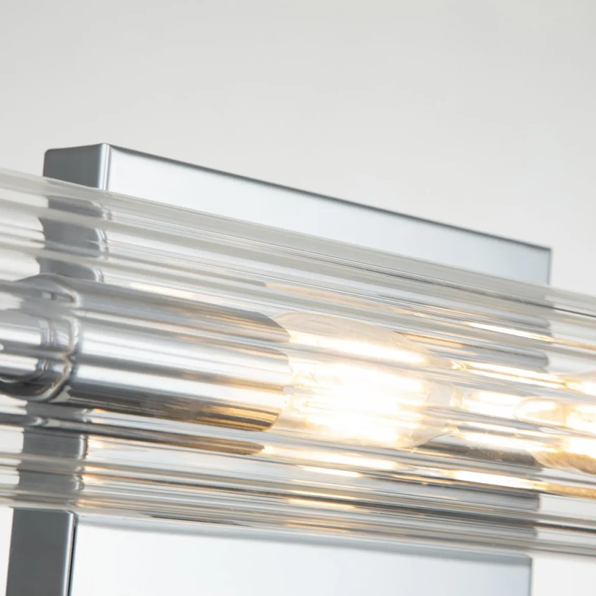 Elstead Lighting Azores Wandleuchte 4-Light Chrom poliert Klarglas 69cm IP44