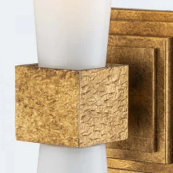 Elstead Lighting Kristy Wandleuchte 1-flammig Antik Gold Opalglas