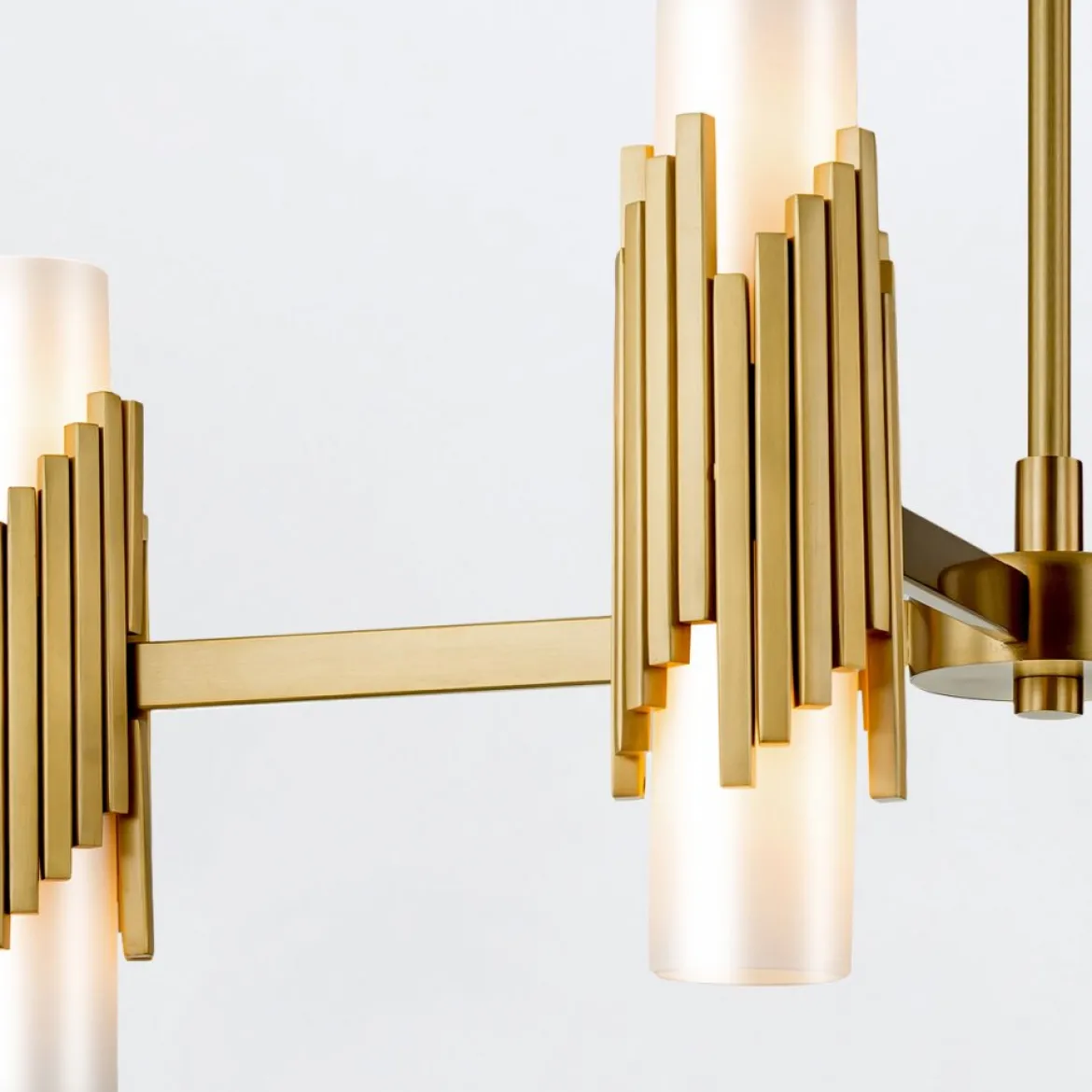 Elstead Lighting Marvele Kronleuchter 8-flammig Messing Opalglas