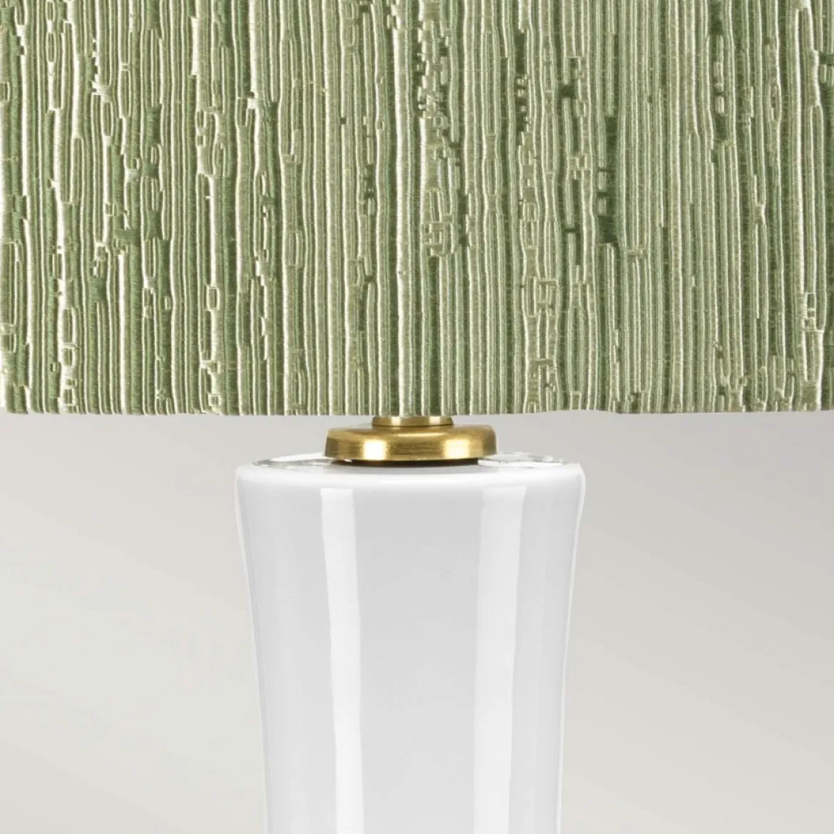 Elstead Lighting Milo Tischleuchte 1-Light Messing Weiß Stoffschirm gemustert grün 69cm