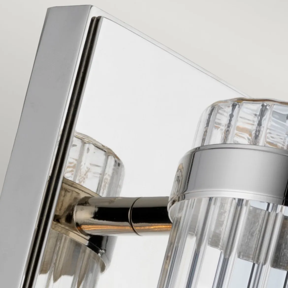 Elstead Lighting Wellington Wandleuchte 1-Light Chrom poliert Klarglas E27