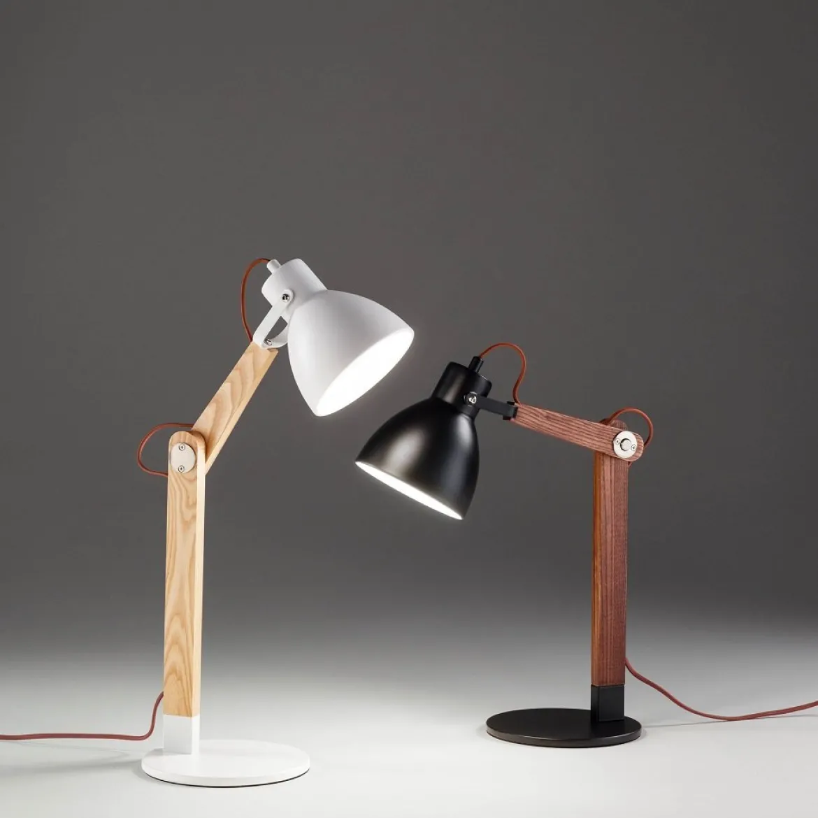 FABAS LUCE No. 3644-30-102 Tischleuchte Sveva Weiss Eschenholz