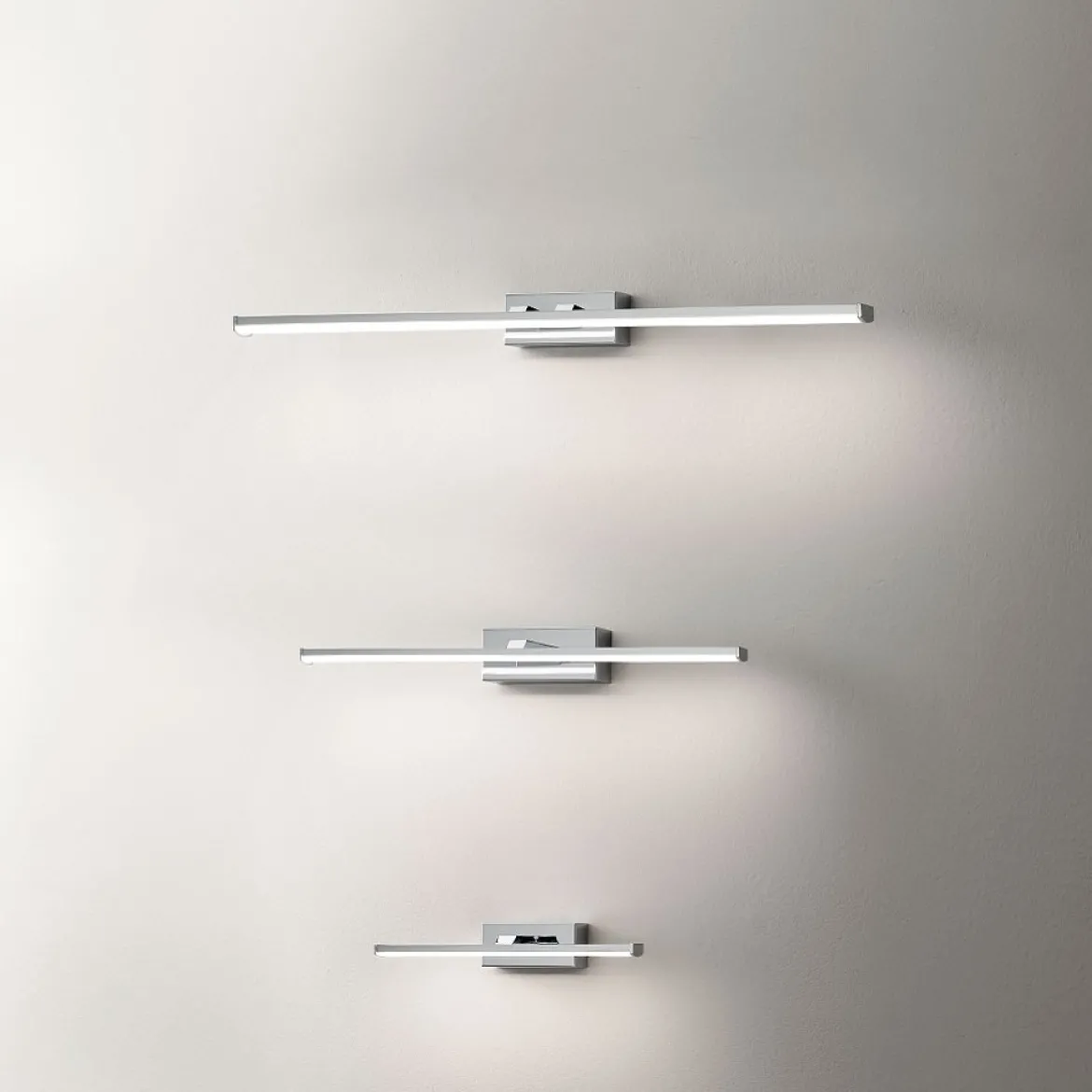 FABAS LUCE No. 3361-26-138 Wandleuchte Nala 50 cm chrom IP 44
