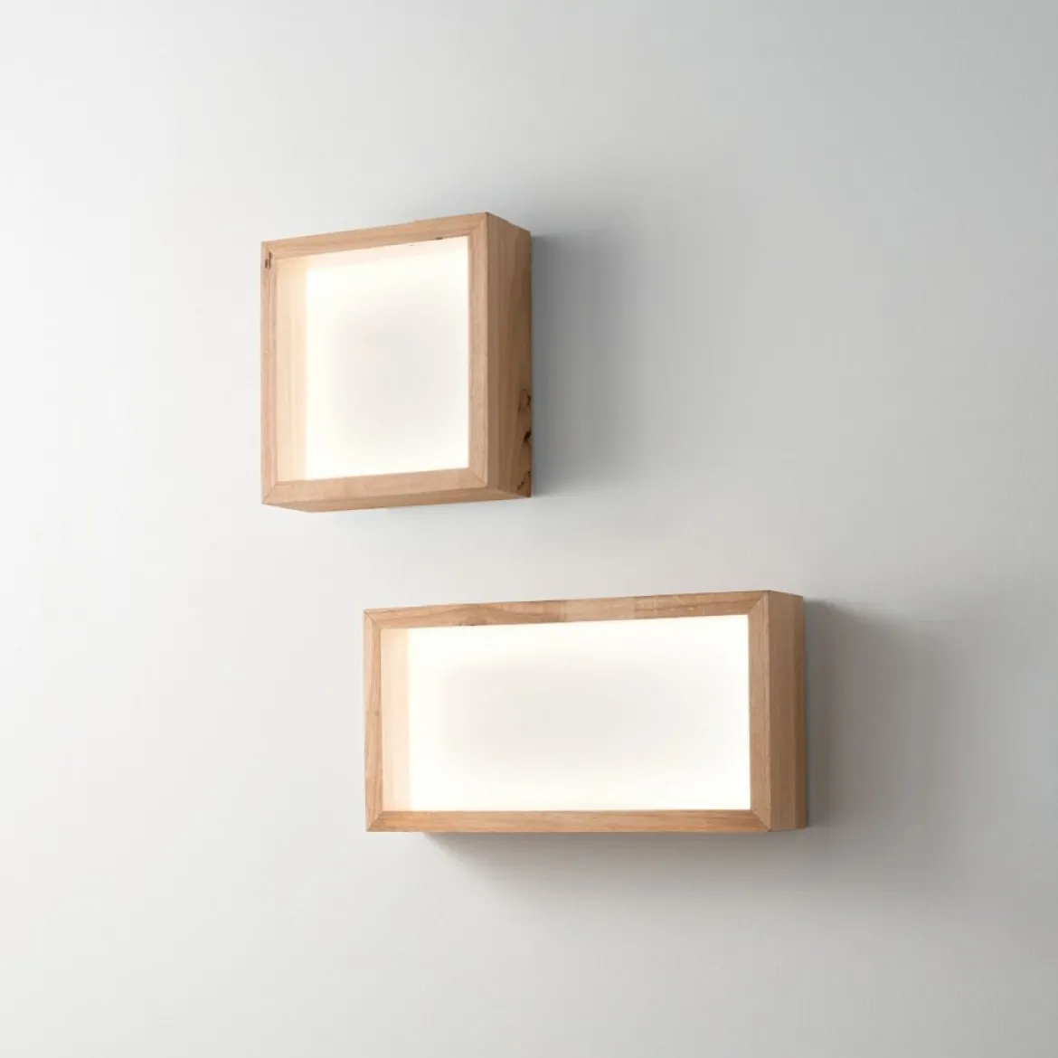 FABAS LUCE No. 3471-26-215 Wandleuchte Window Eichenholz