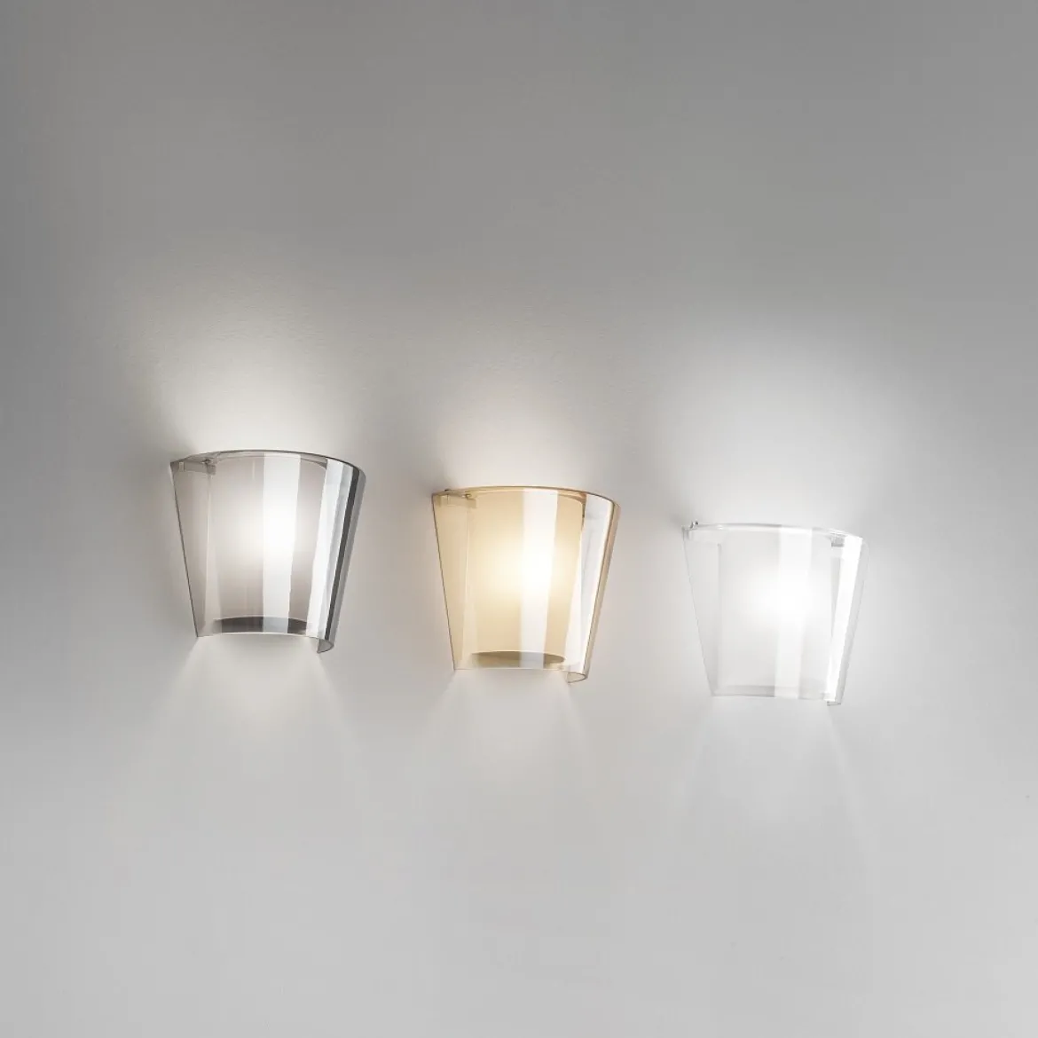 Fabas Luce 3682-21-126 Wandleuchte Viki grau transparent E27