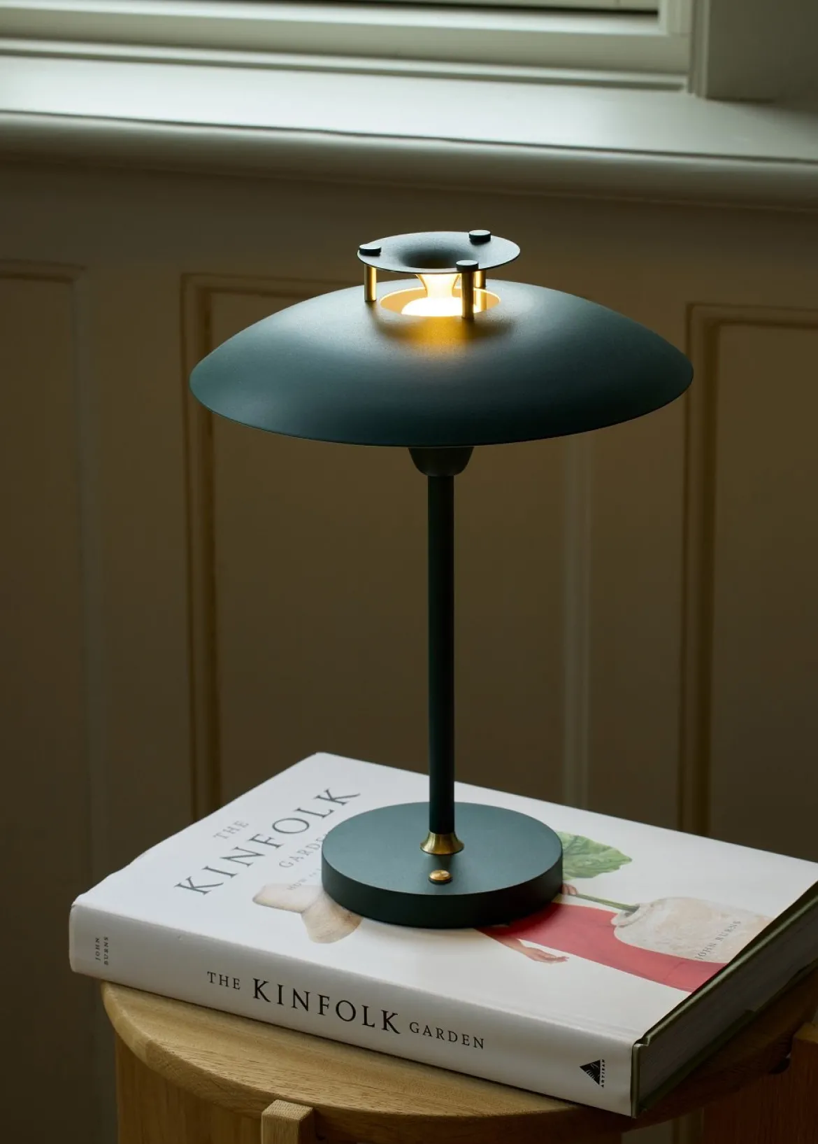 Halo Design 746071 LED Akku Tischleuchte Stepp 1-2-3 Dunkelgrün dimmbar IP54