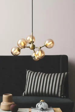 Halo Design No. 736560 LED Pendelleuchte ATOM by E. Patton Amber Messing 45cm