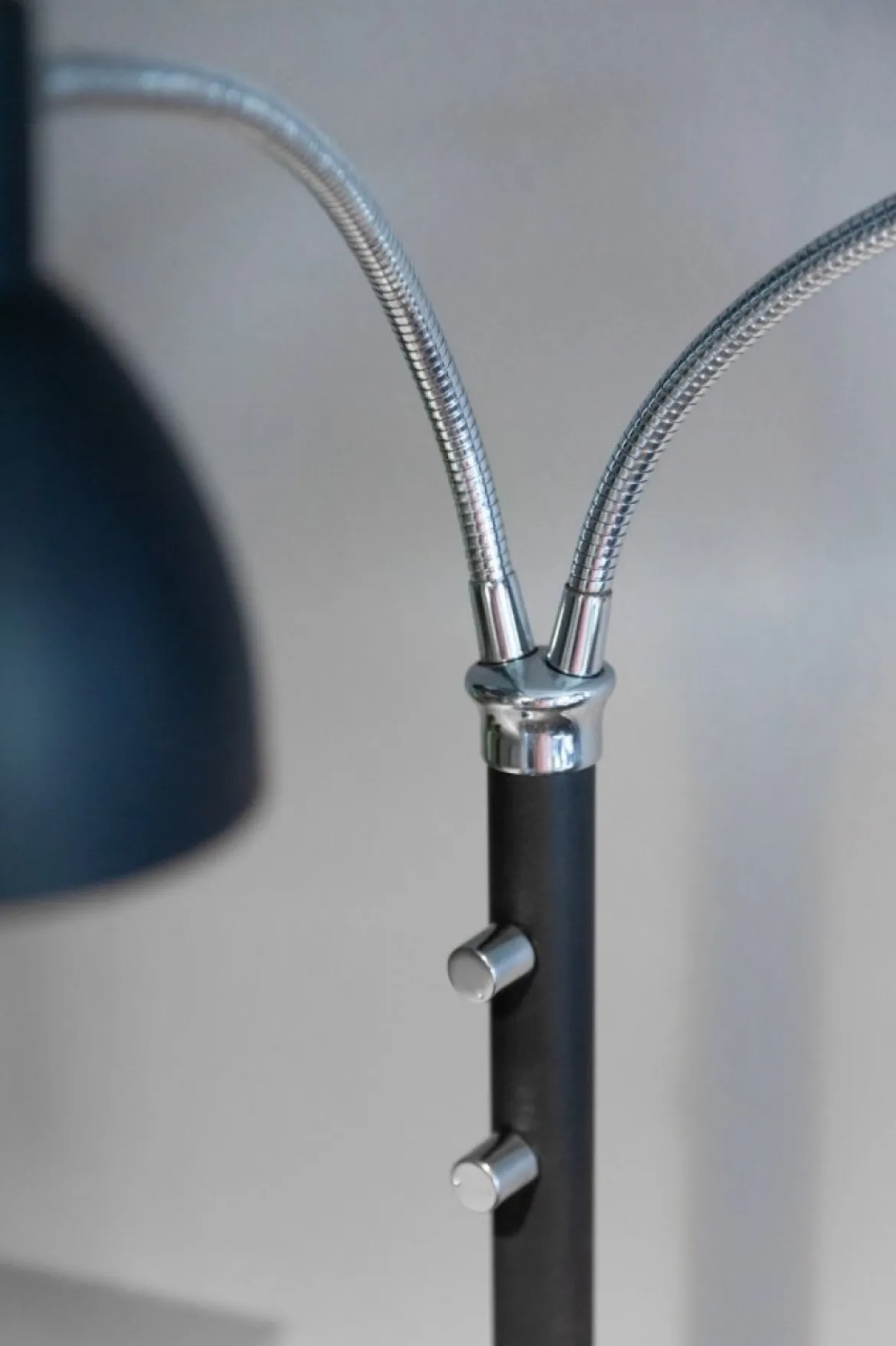Halo Design No. 716685 LED Stehleuchte HUDSON 2-flammig H 120cm