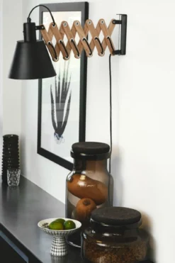 Halo Design No. 732456 LED Wandleuchte VINTAGE Schwarz Walnuss