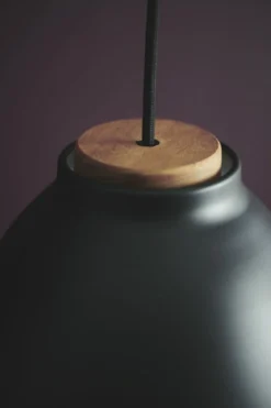 Halo Design No. 738281 Pendelleuchte Niva Schwarz Ø 14cm