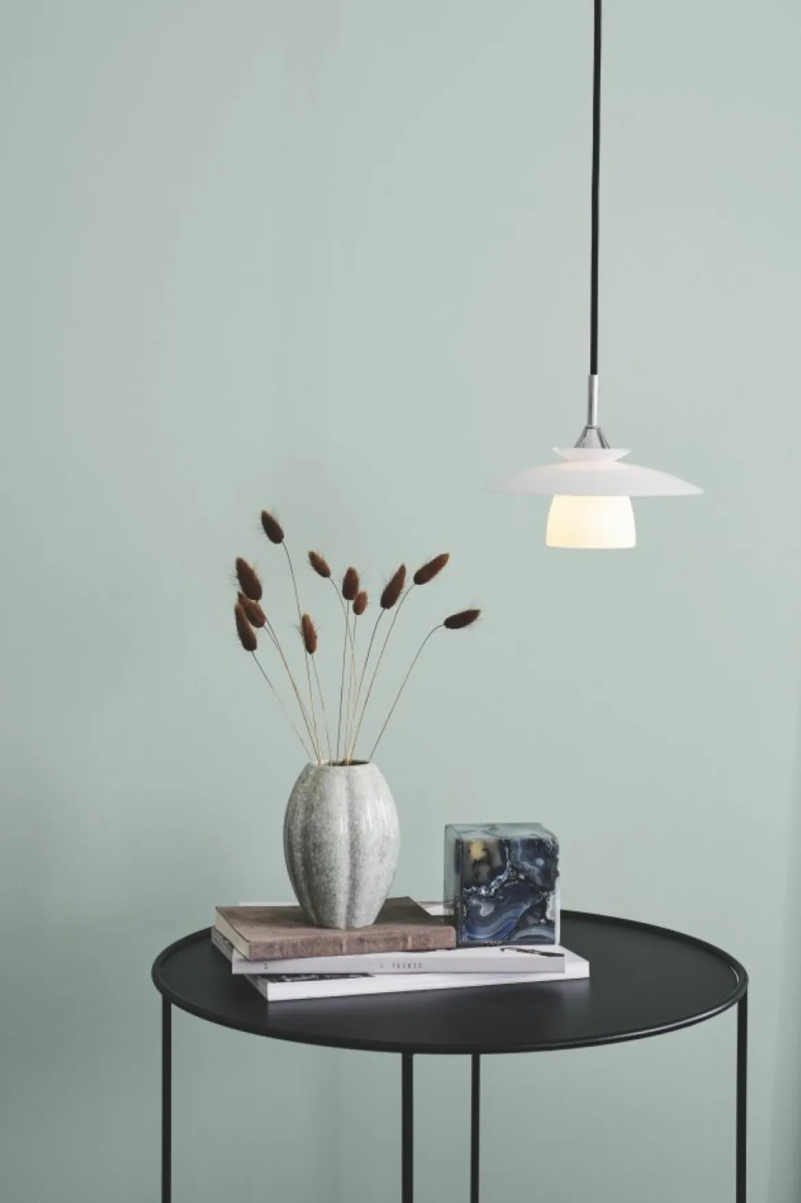 Halo Design No. 733644 Pendelleuchte Scandinavia Opal Chrom Ø 20cm