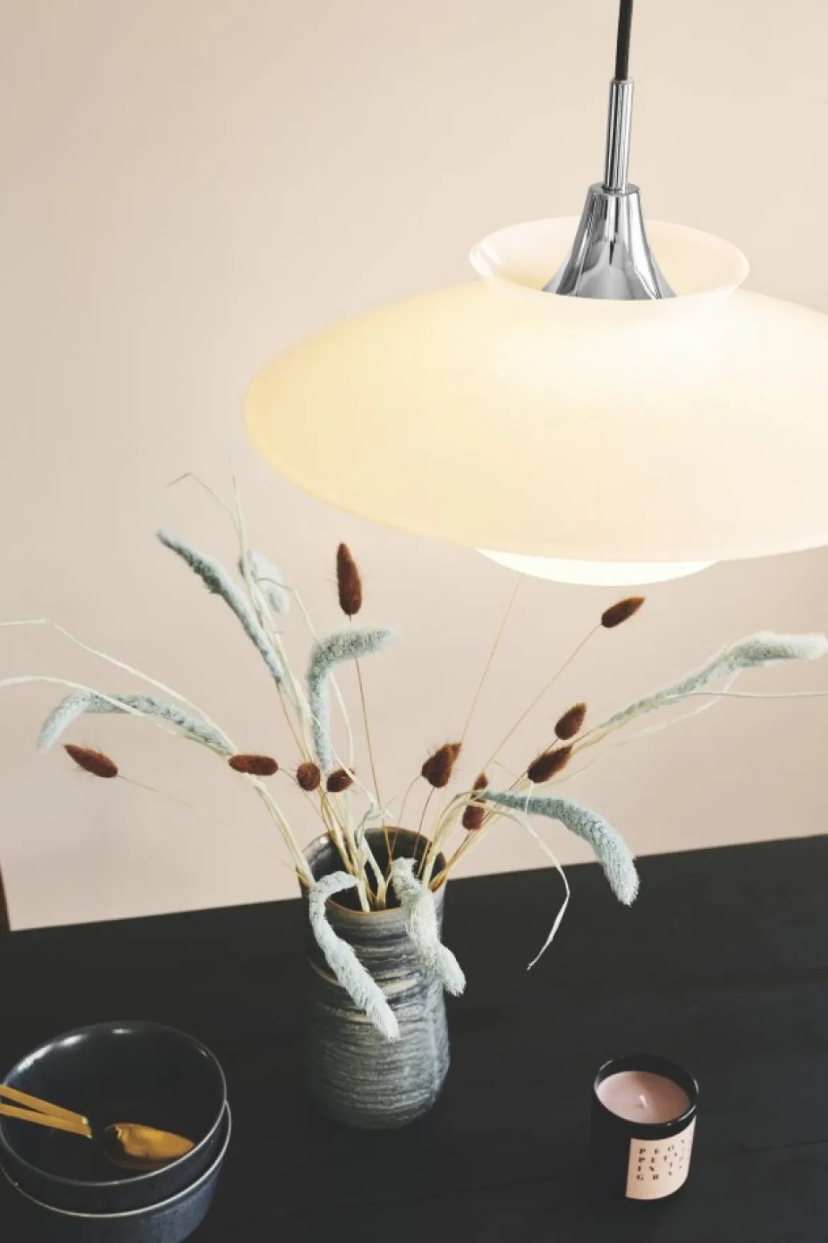Halo Design No. 733651 Pendelleuchte Scandinavia Opal Chrom Ø 40cm