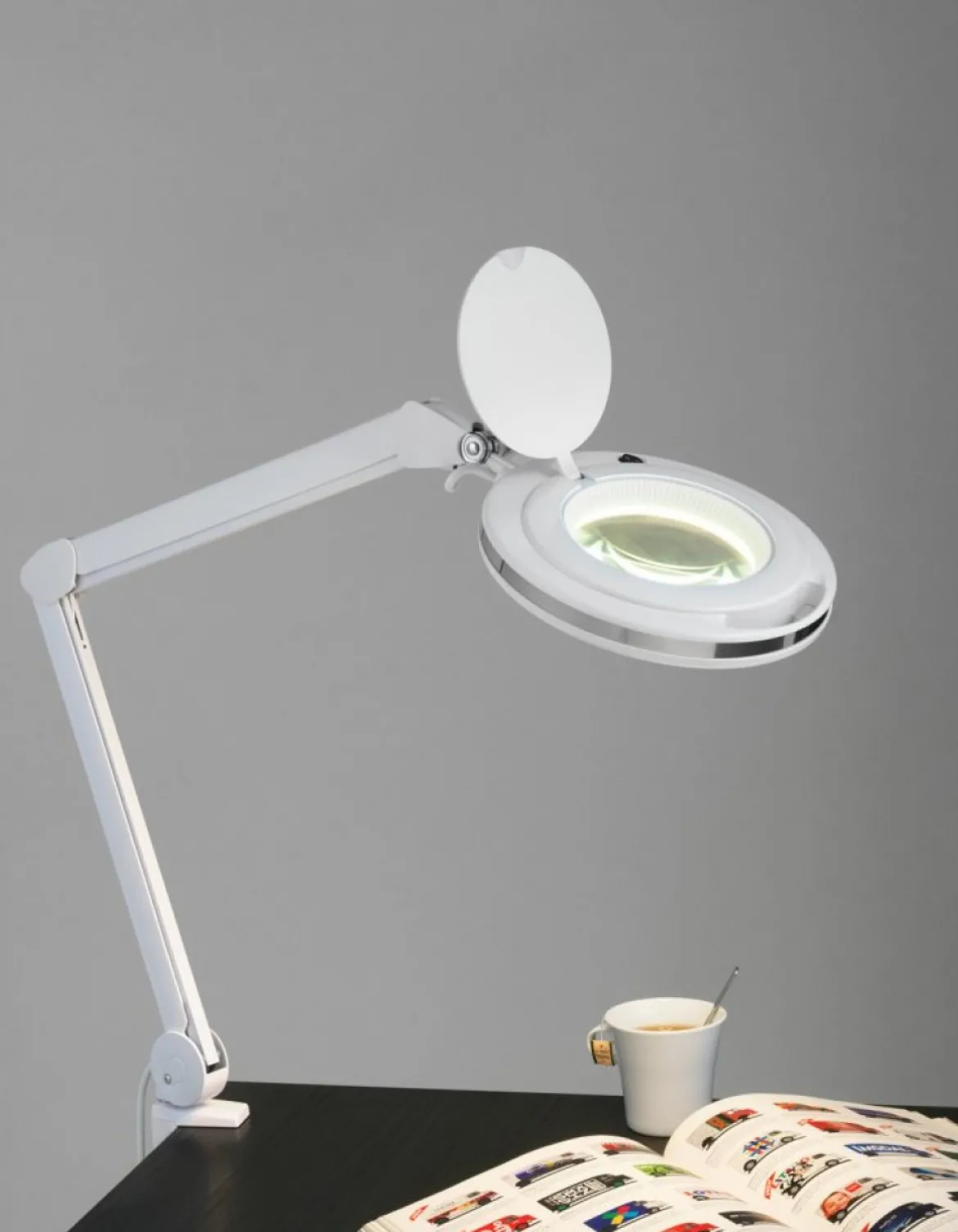 Halo Design No. 733422 Tischleuchte Magni Weiß 22cm