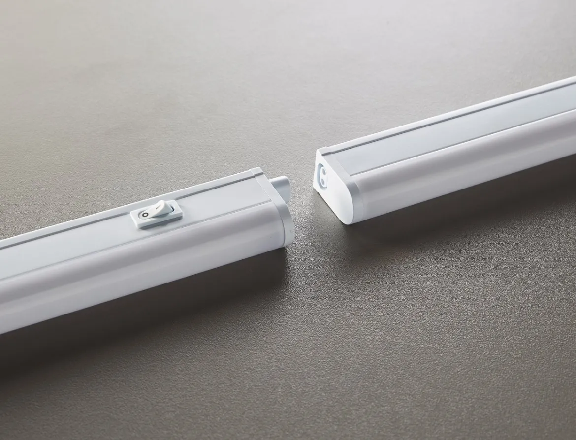 Heitronic 501315 LED Lichtleiste Frankfurt starr 849 mm 4000K