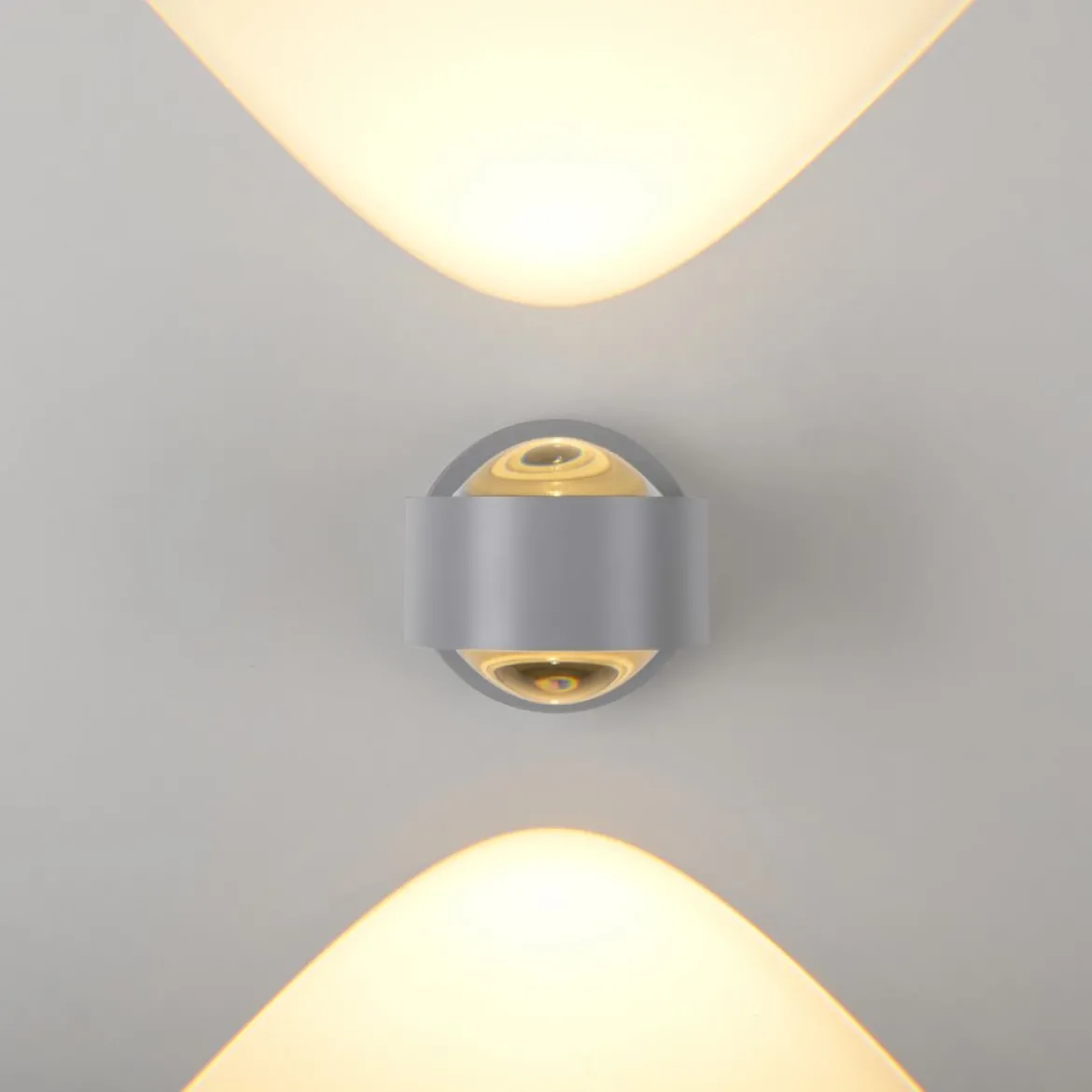 JUST LIGHT 19330-21 AKKU-CHIA AKKU-Wandleuchte silber 3000K