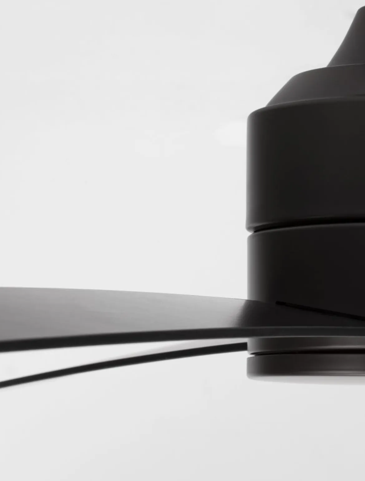 Nova Luce 9952350 AXEL Ventilator Schwarz Braun