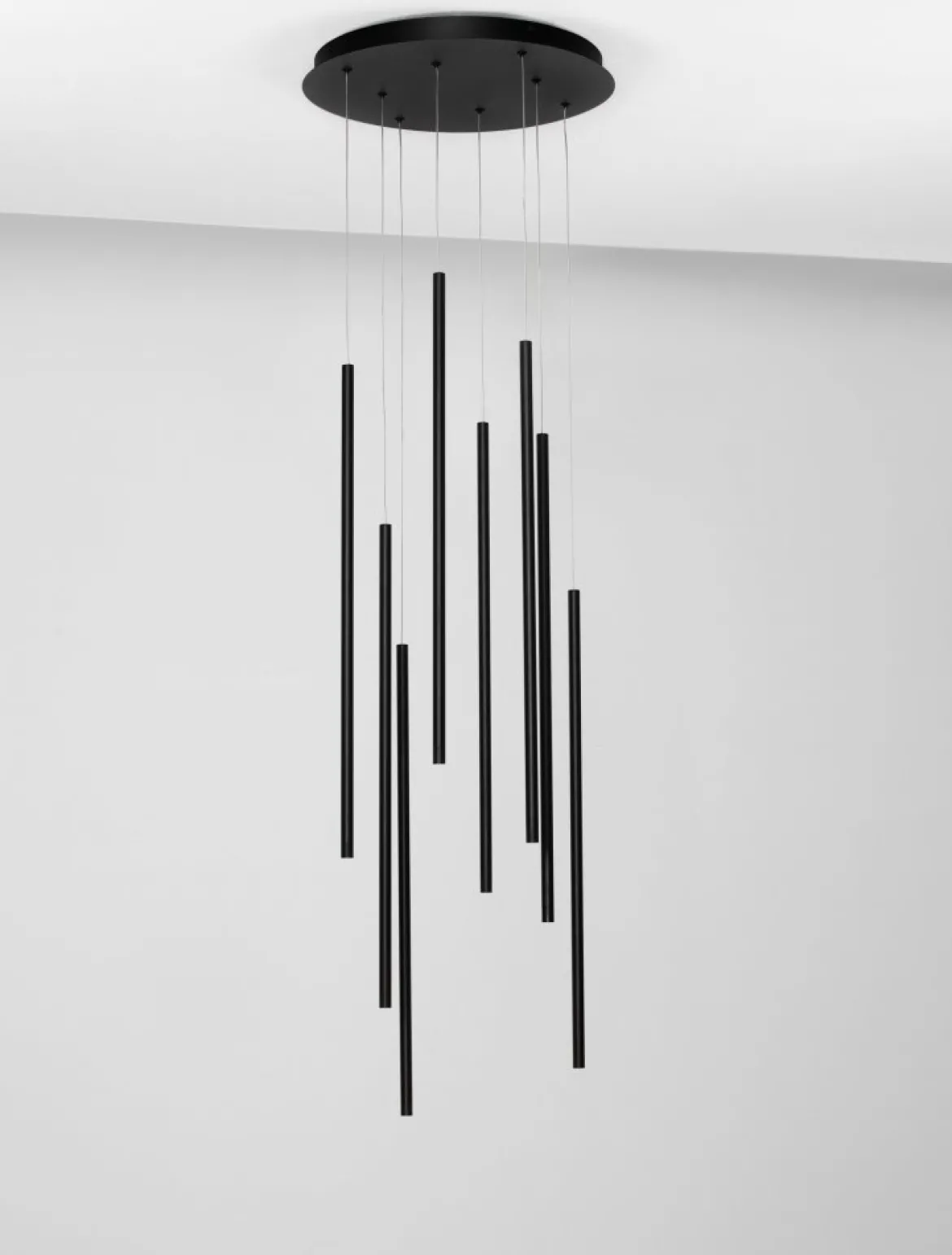 Nova Luce 9081802 ELETTRA LED Pendelleuchte 8-flammig 3000K Schwarz