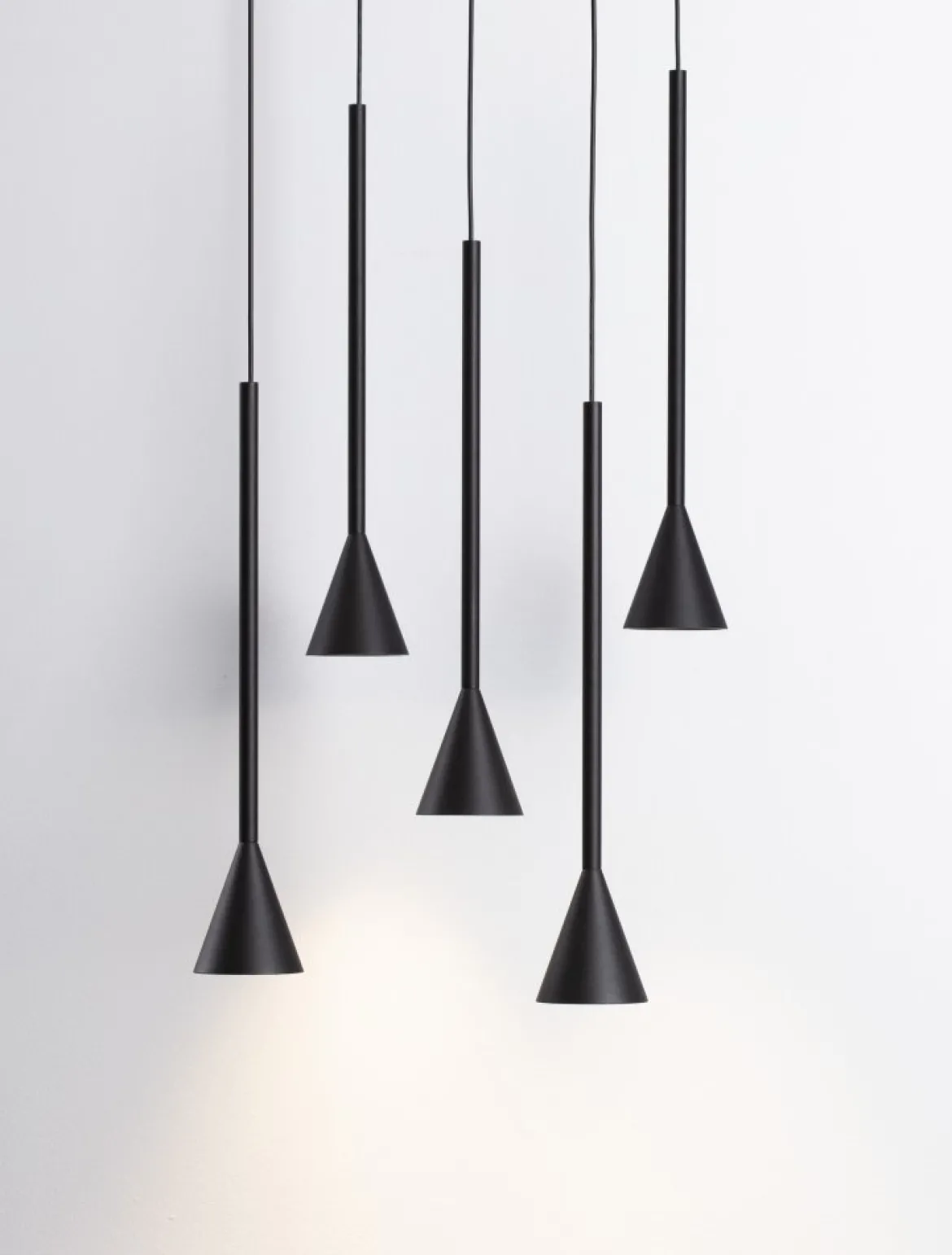Nova Luce 9060219 NET LED Pendelleuchte 5-flammig rund 3000K Schwarz dimmbar
