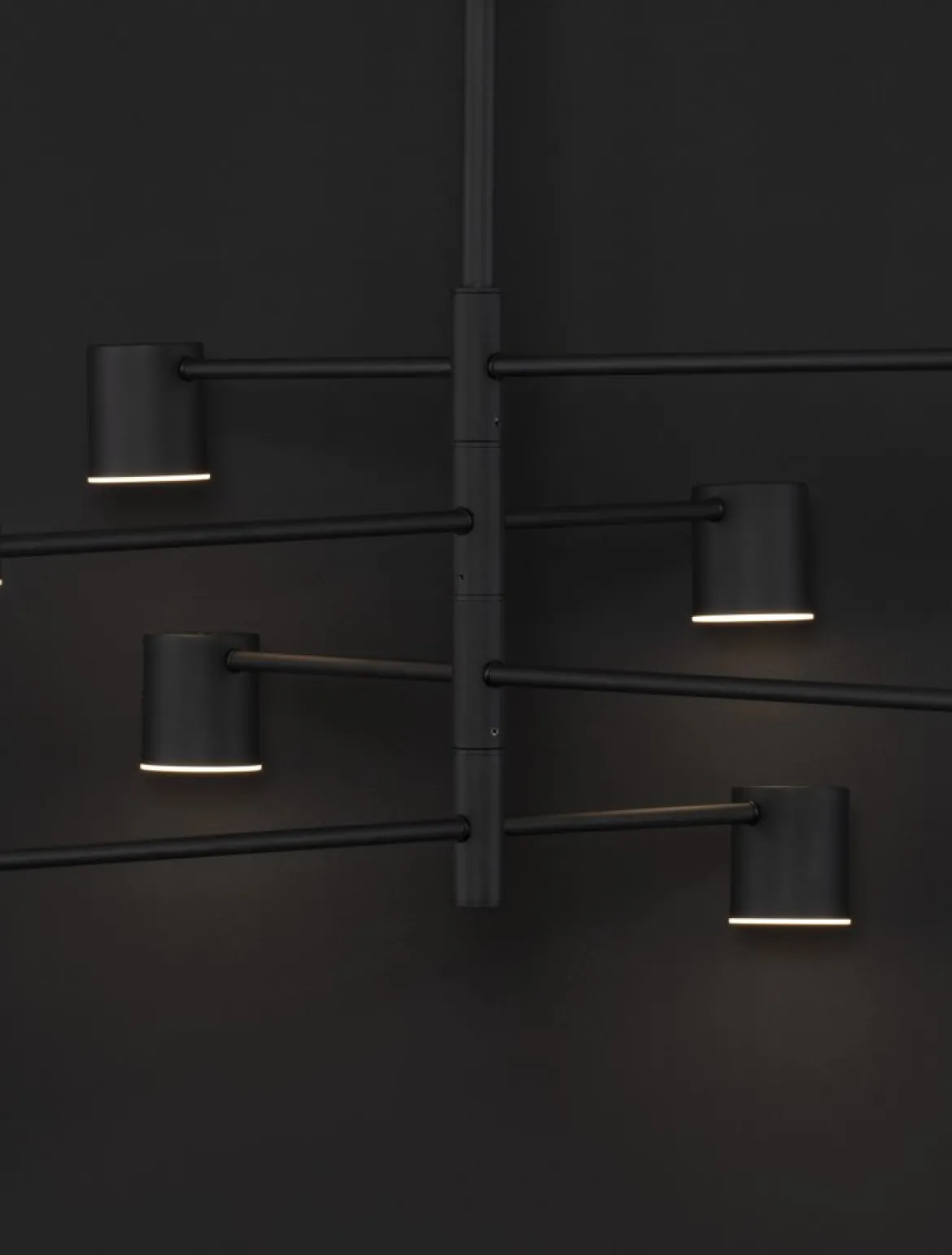 Nova Luce 9080122 NORDIK LED Pendelleuchte 8-flammig 3000K Schwarz