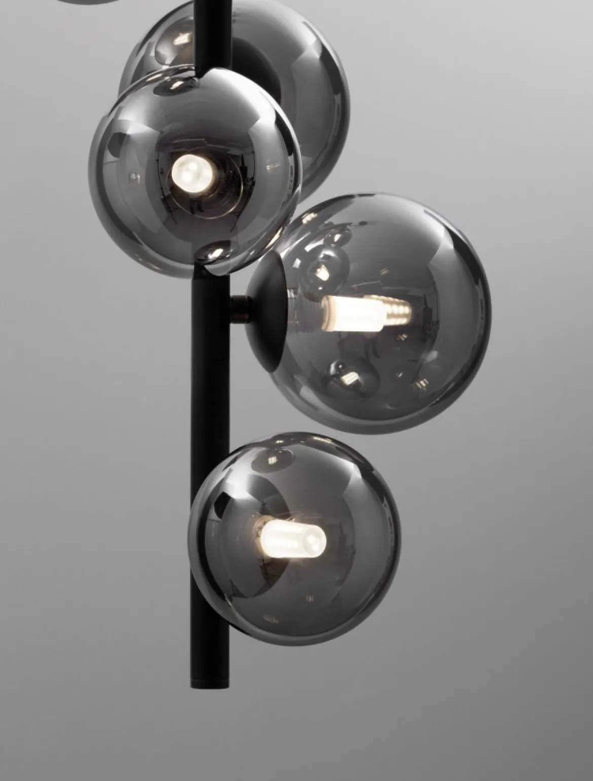 Nova Luce 9028859 ODILLIA Pendelleuchte 6-flammig Schwarz Rauchglas G9