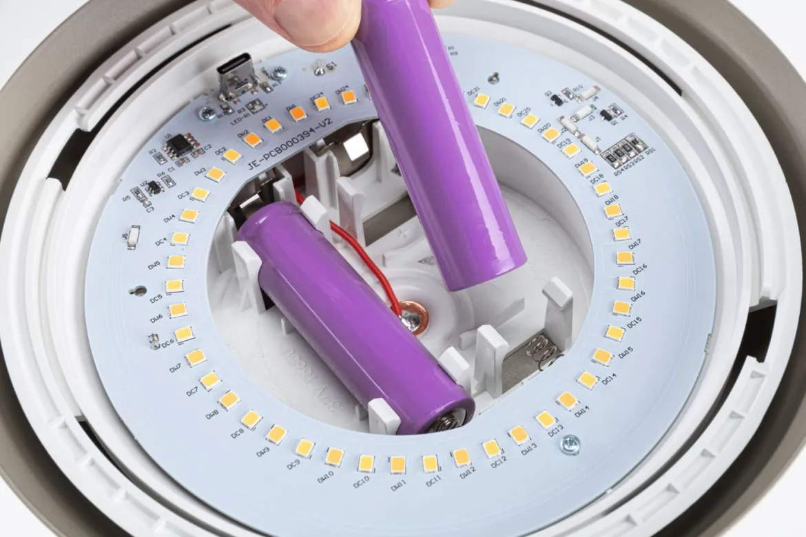 Paulmann 77061 LED Akku Tischleuchte Lirox White Switch IP44 dimmbar Champagner
