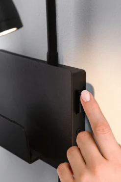 Paulmann 71101 LED Wandleuchte Halina USB C Schwarz matt 2700K