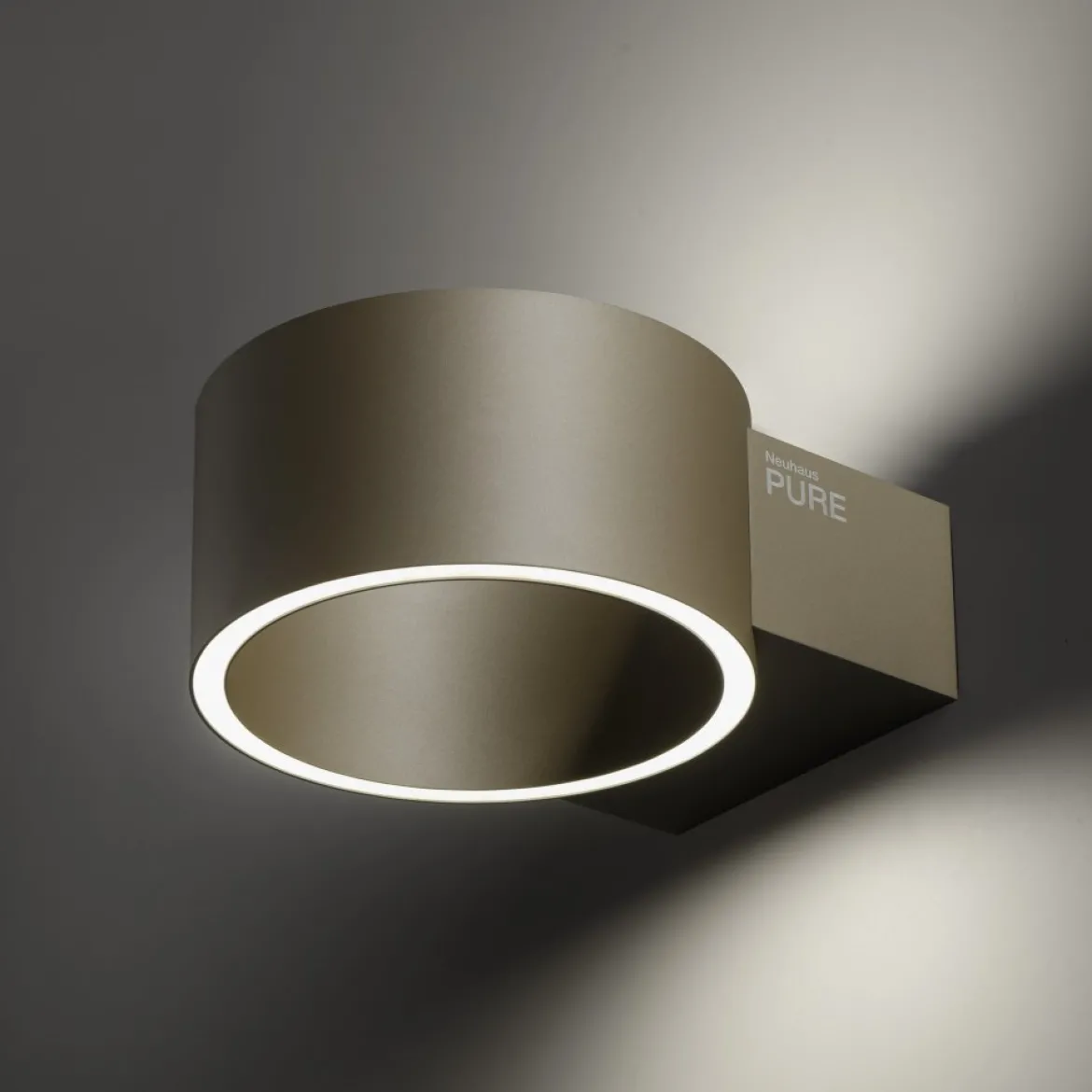 Paul Neuhaus 8561-97 Neuhaus PURE Clipse LED Wandleuchte bronce