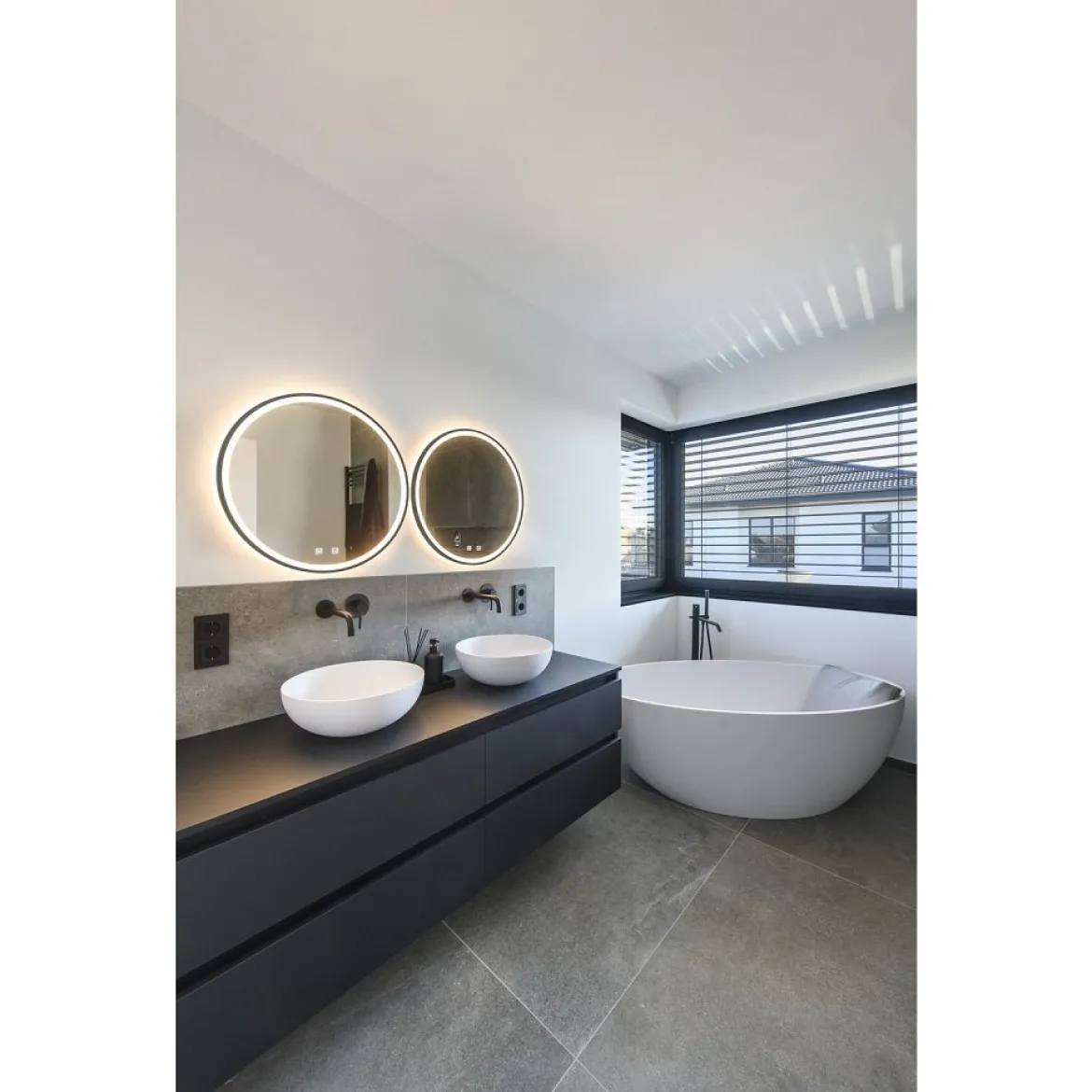 SLV 1007201 TRUKKO 60 Spiegel chrom schwarzer Rand CCT
